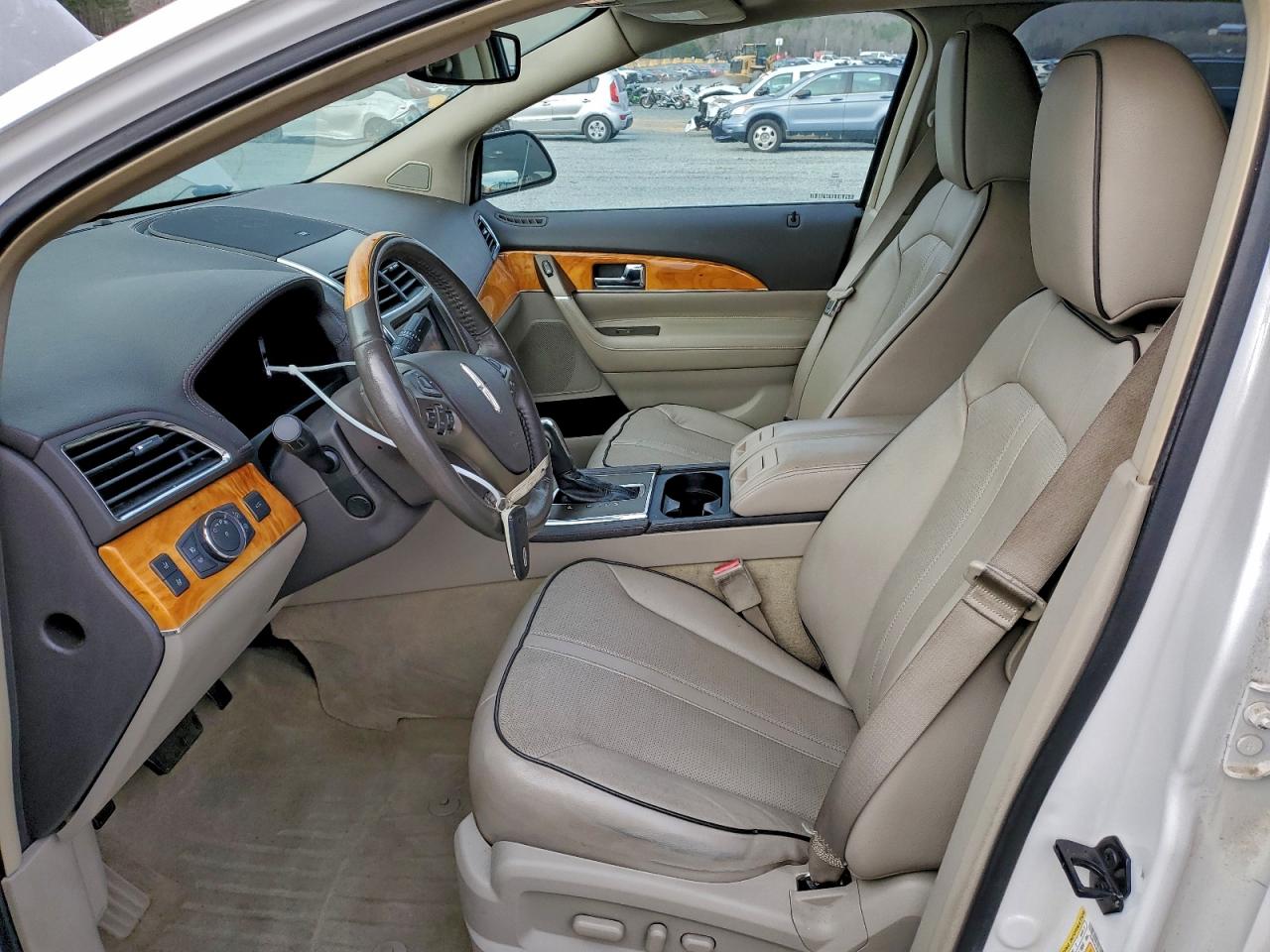 2011 LINCOLN MKX photo 7