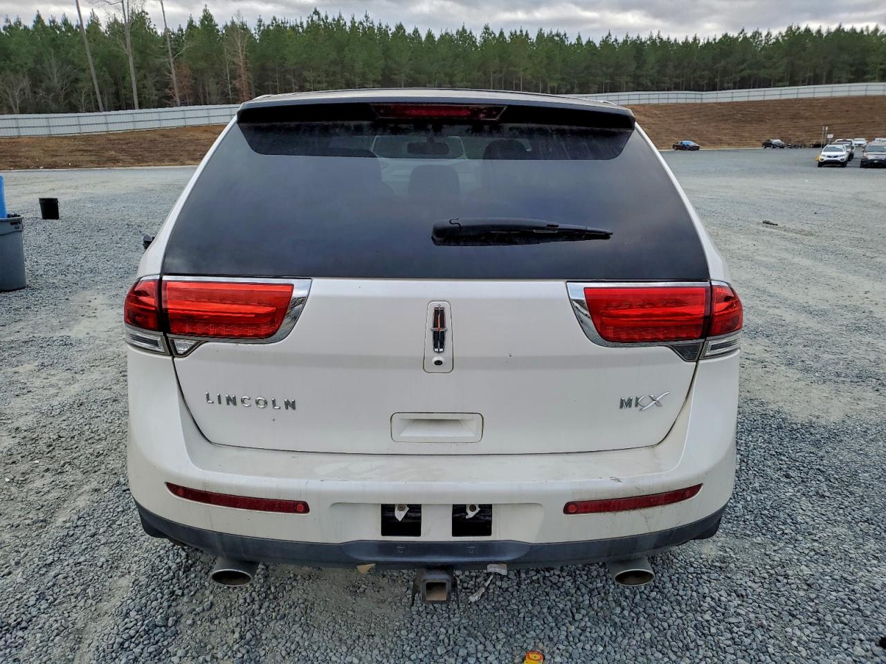 2011 LINCOLN MKX photo 6
