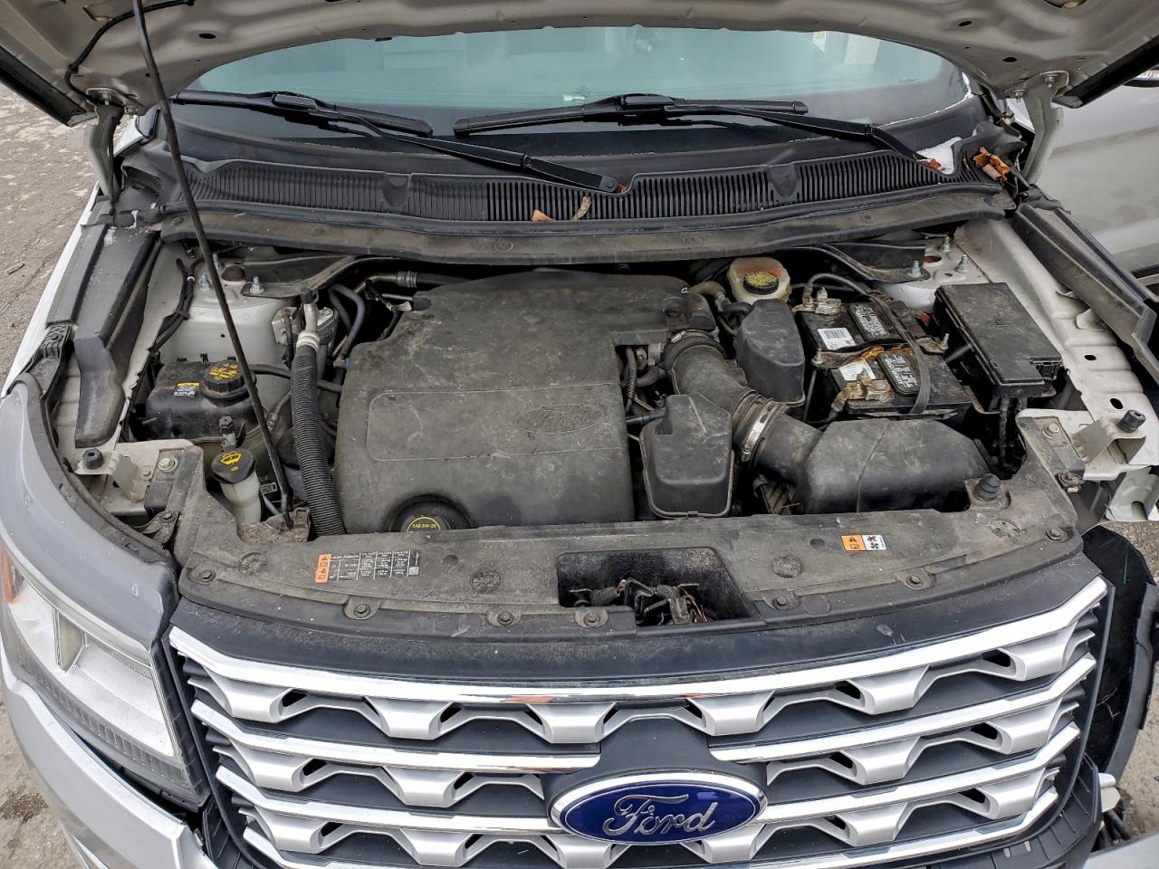 2017 FORD EXPLORER LIMITED photo 12