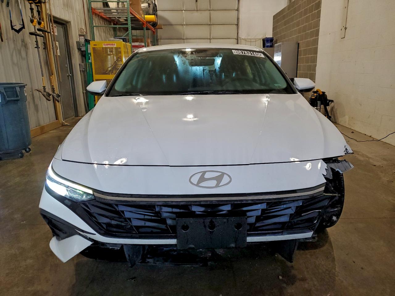 2024 HYUNDAI ELANTRA SEL photo 5