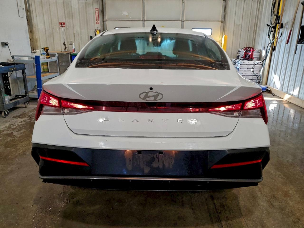 2024 HYUNDAI ELANTRA SEL photo 6