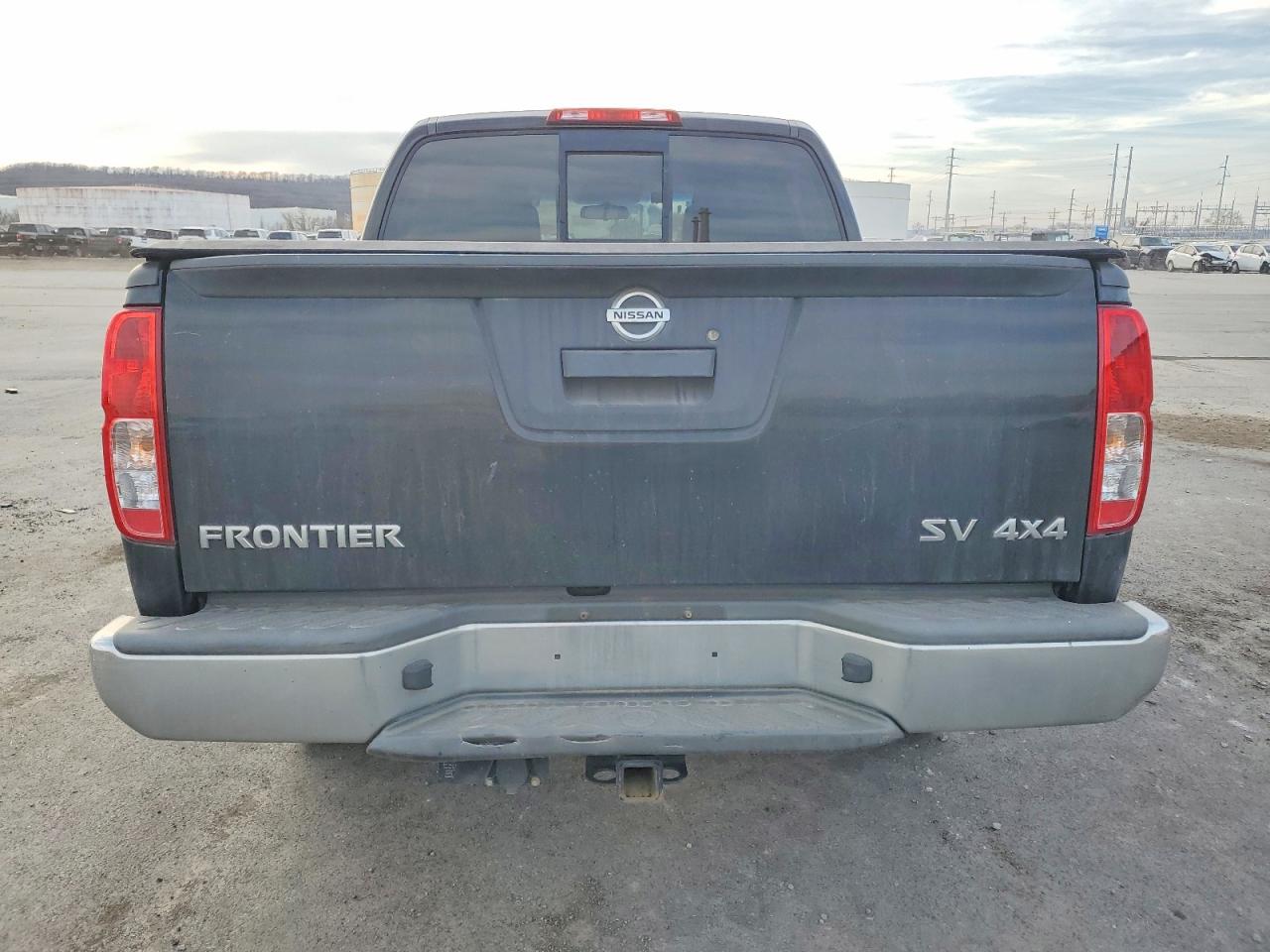 2017 NISSAN FRONTIER S photo 6