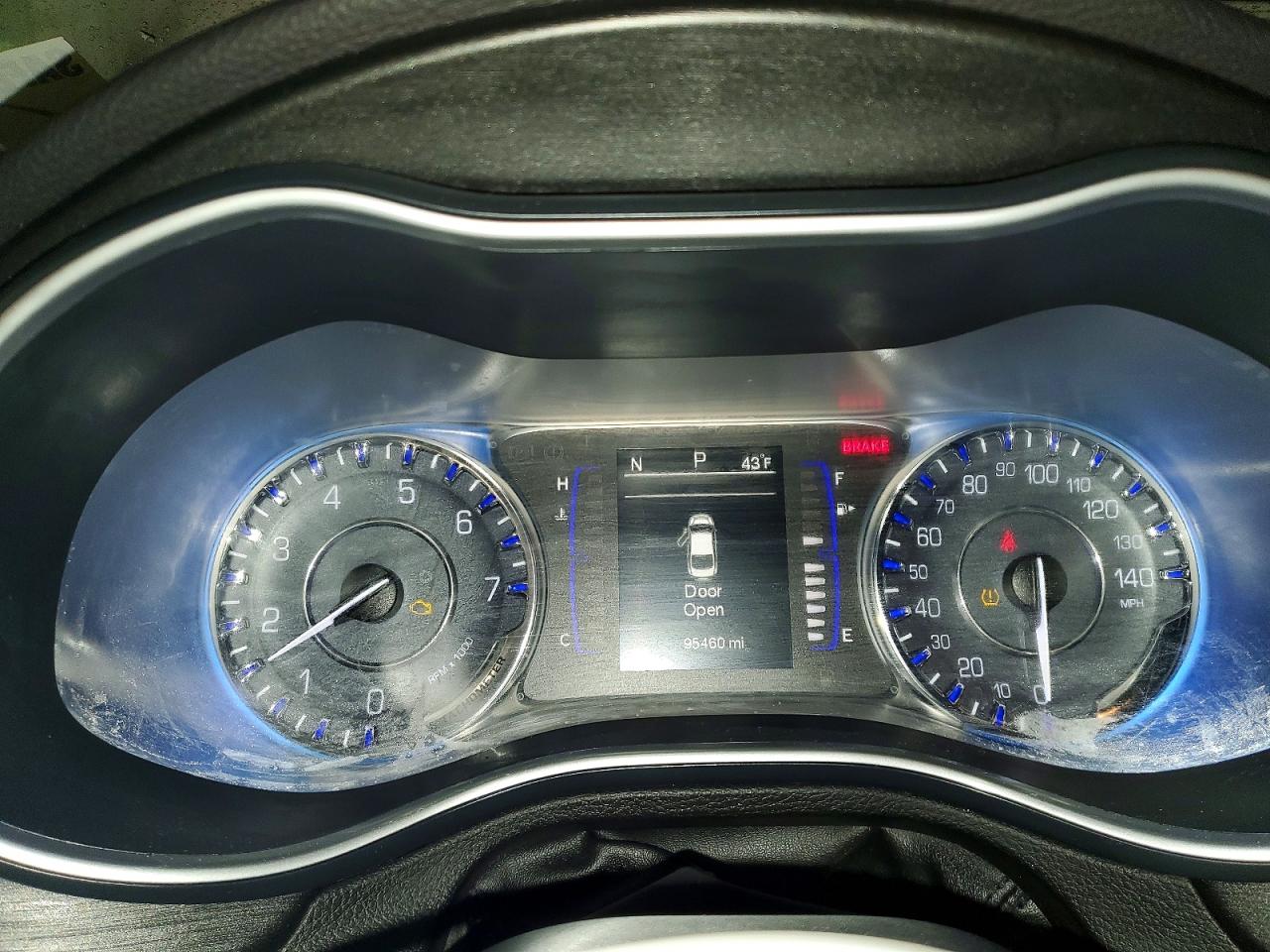 2015 CHRYSLER 200 LIMITED photo 9