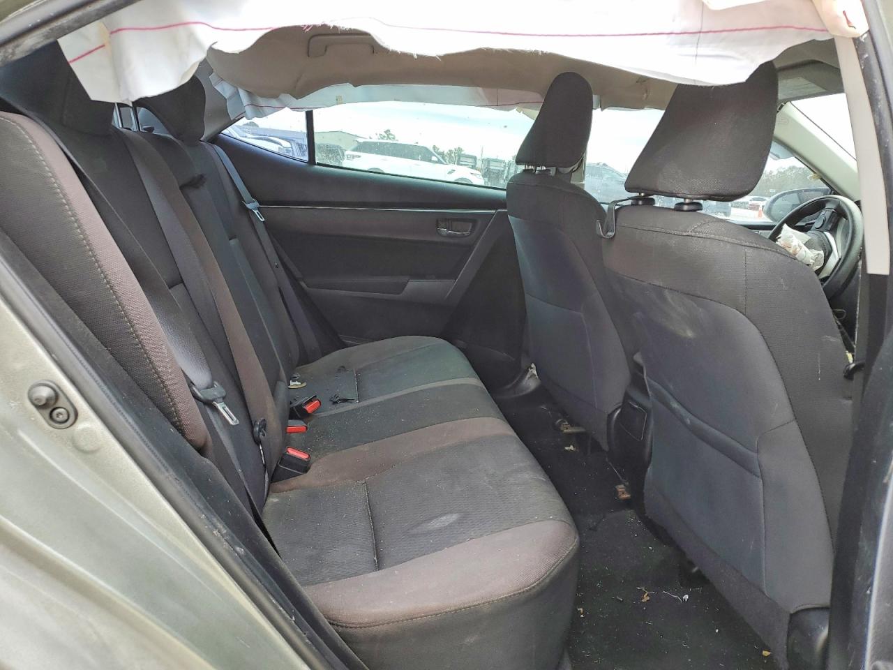 2017 TOYOTA COROLLA L photo 10