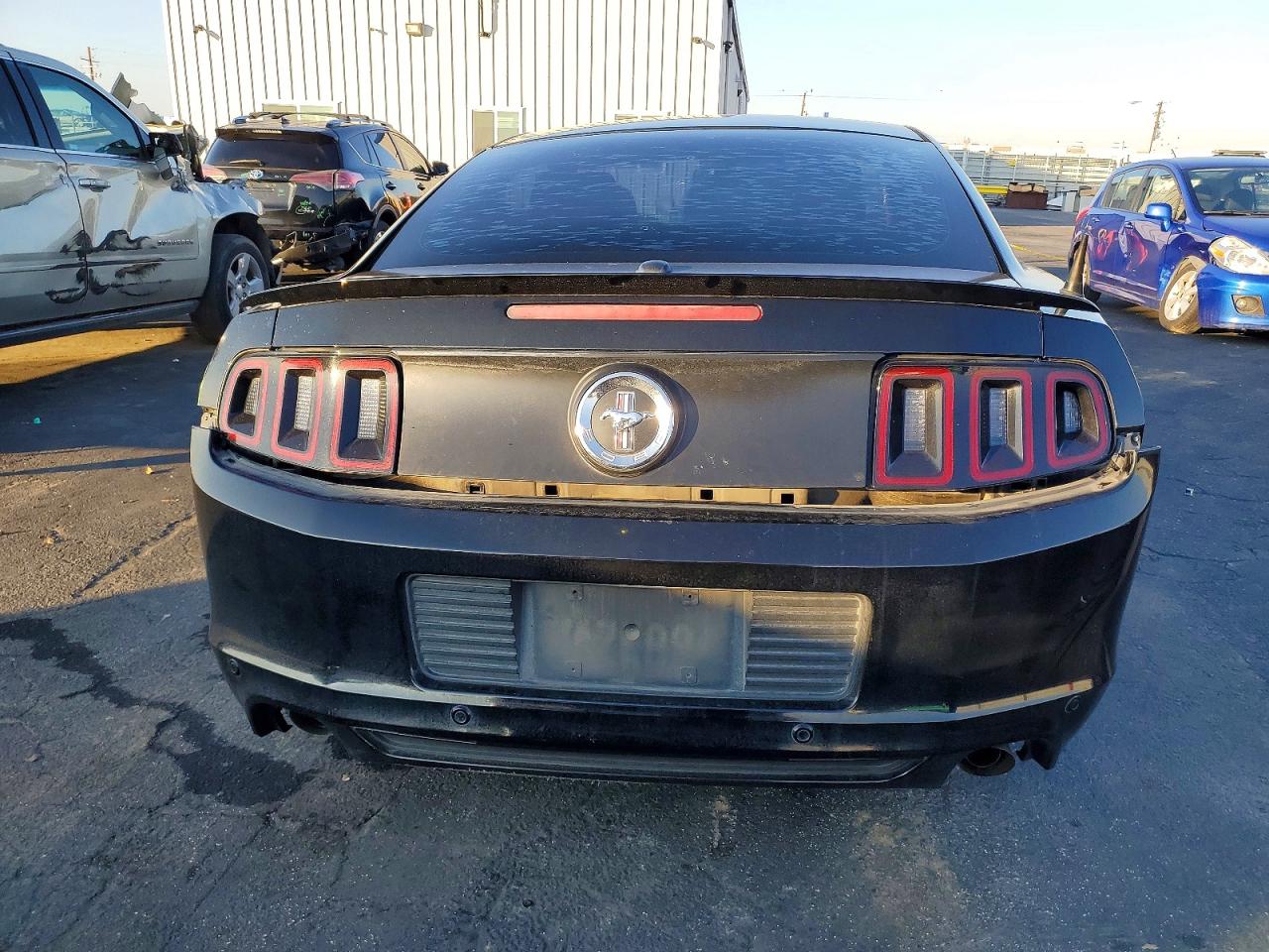 2014 FORD MUSTANG photo 6