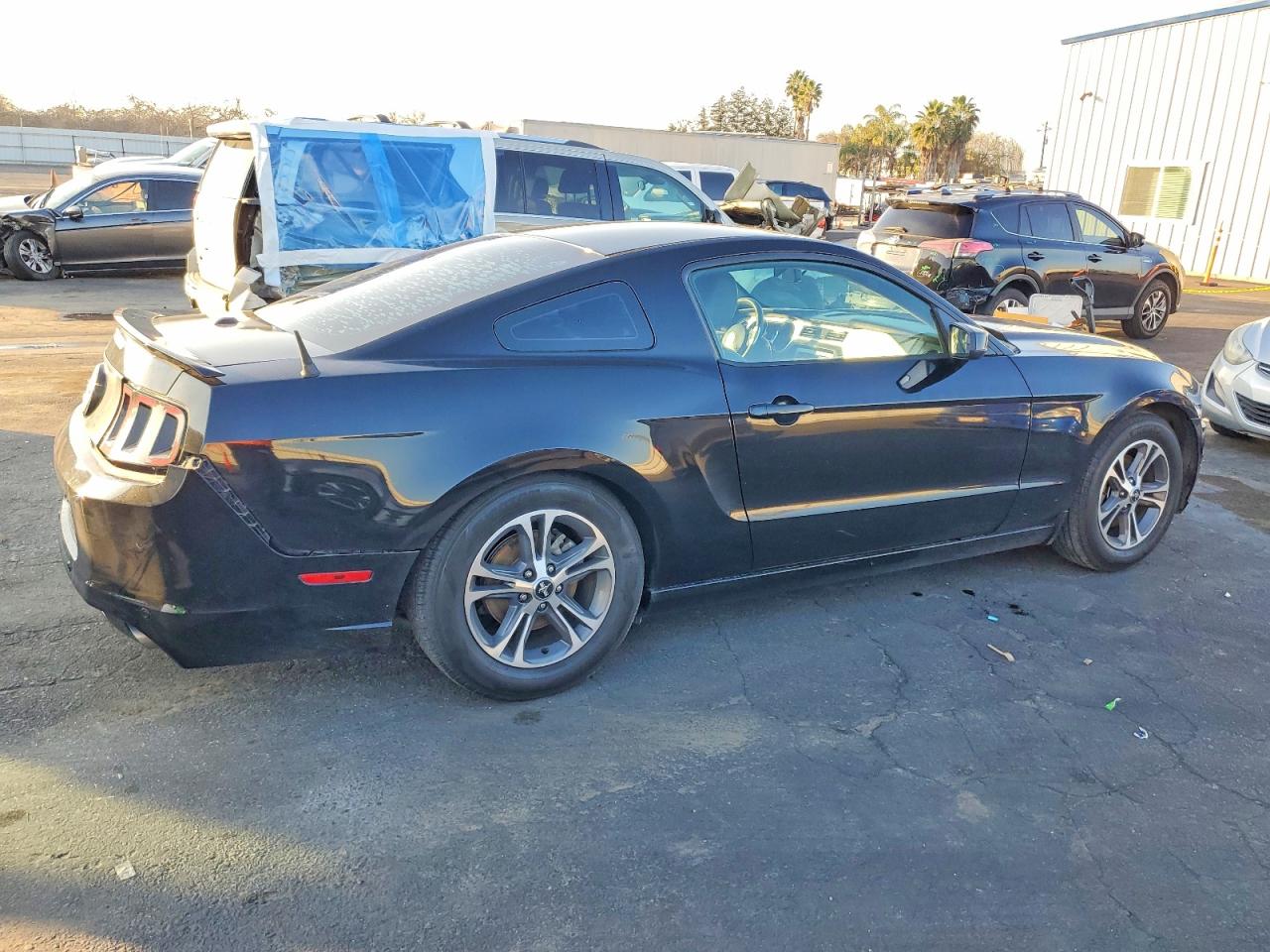 2014 FORD MUSTANG photo 3