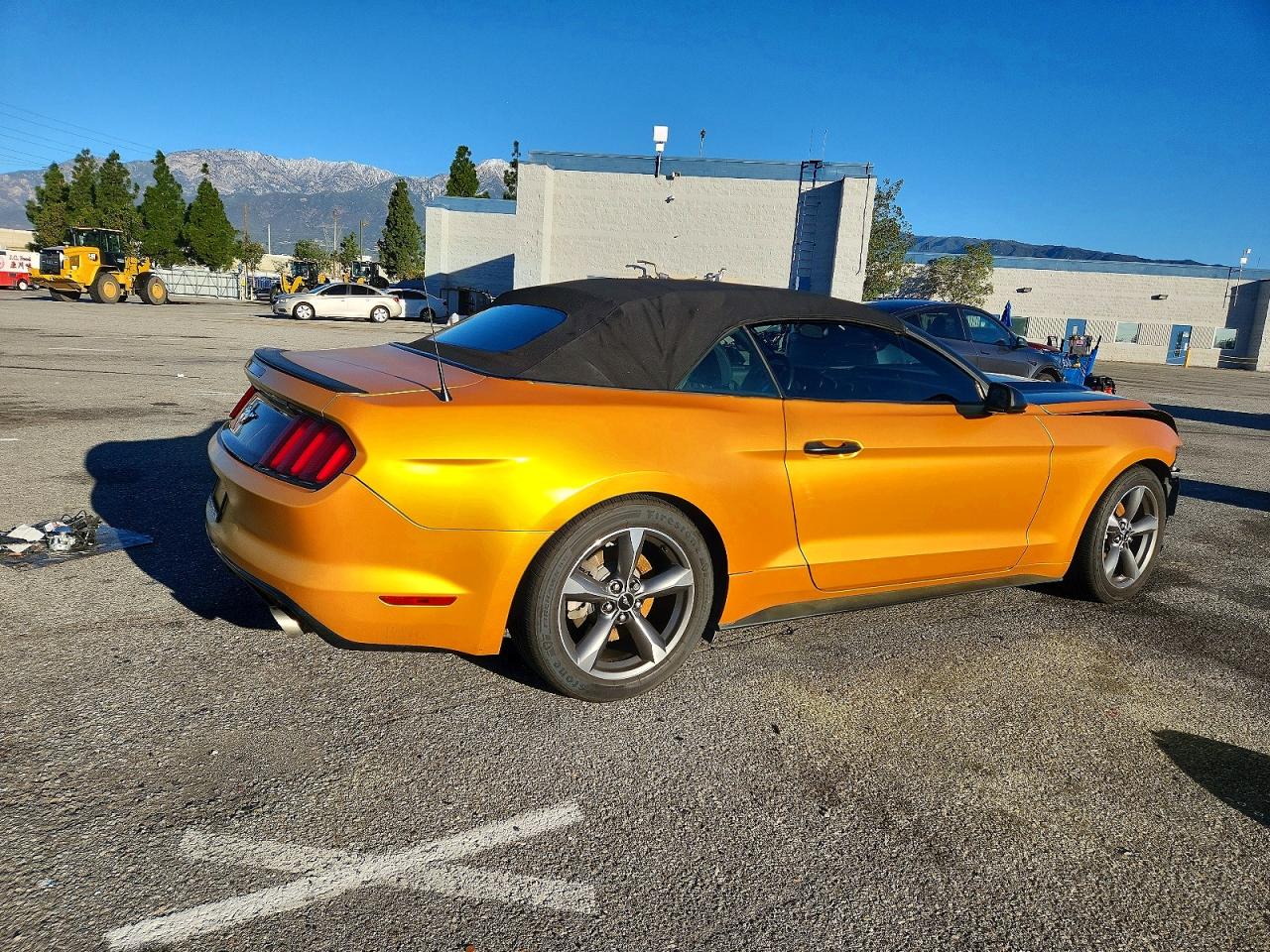 2017 FORD MUSTANG photo 3
