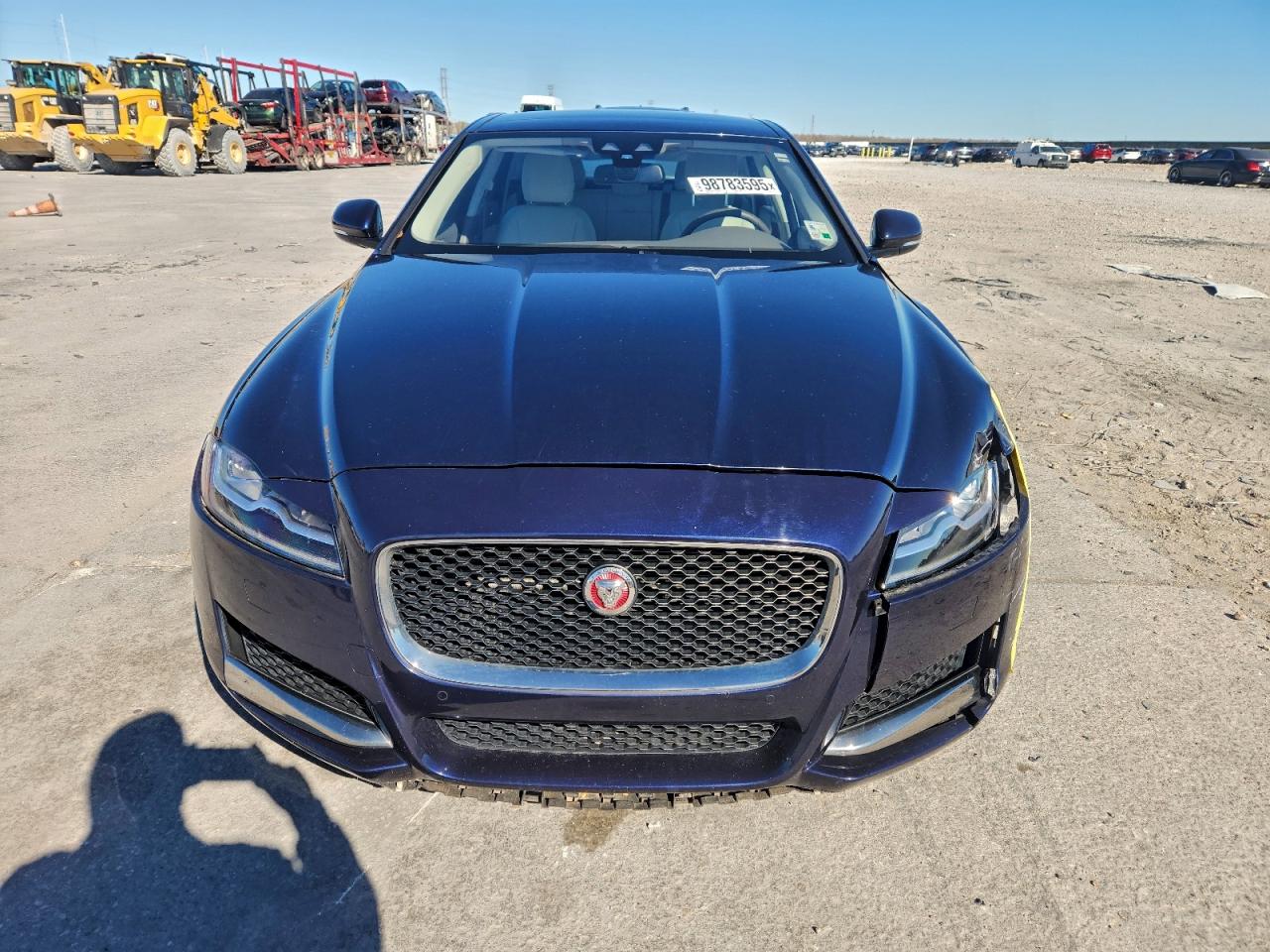2016 JAGUAR XF PRESTIGE photo 5