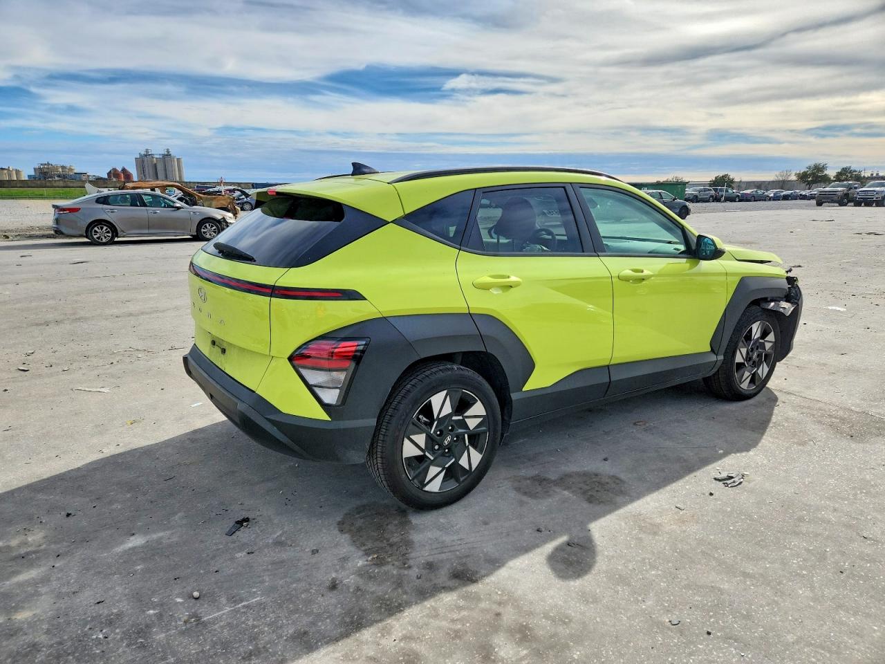 2024 HYUNDAI KONA SEL photo 3
