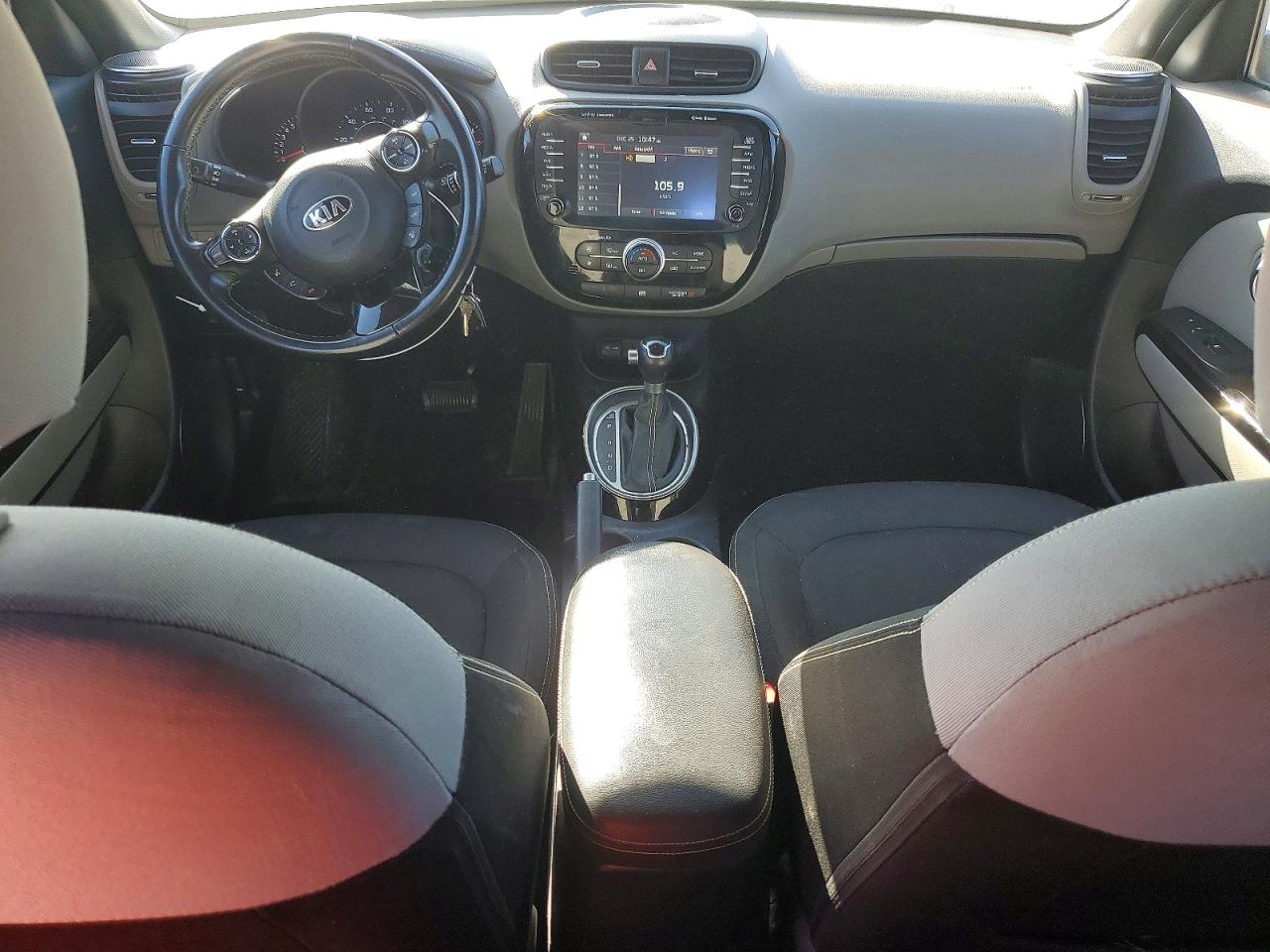 2014 KIA SOUL + photo 8
