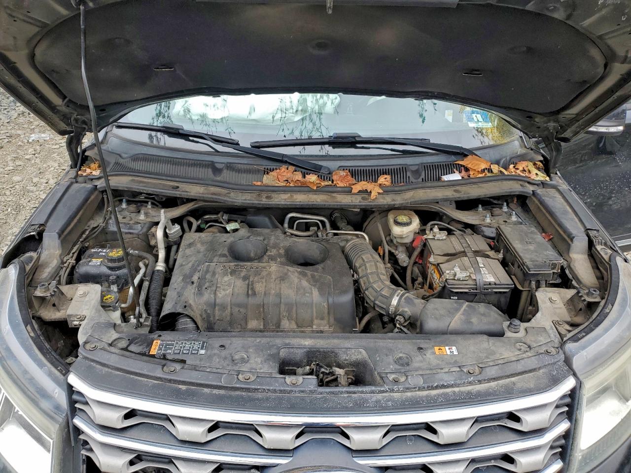 2016 FORD EXPLORER XLT photo 12