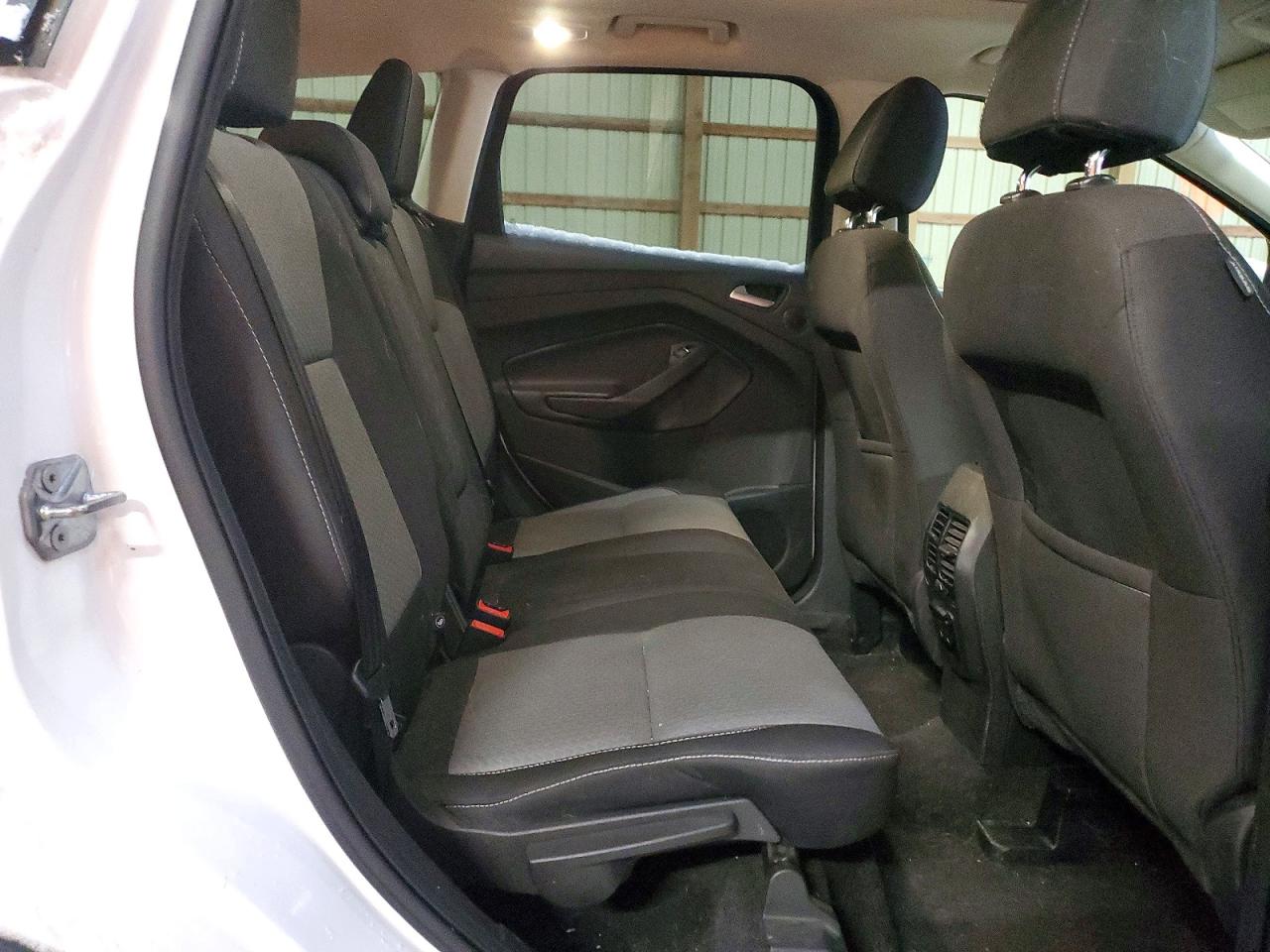 2017 FORD ESCAPE SE photo 11