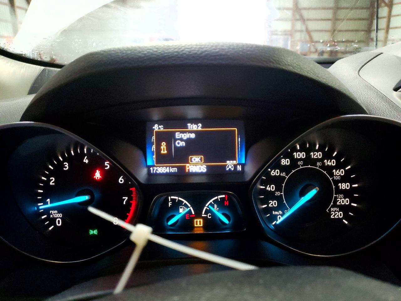 2017 FORD ESCAPE SE photo 9