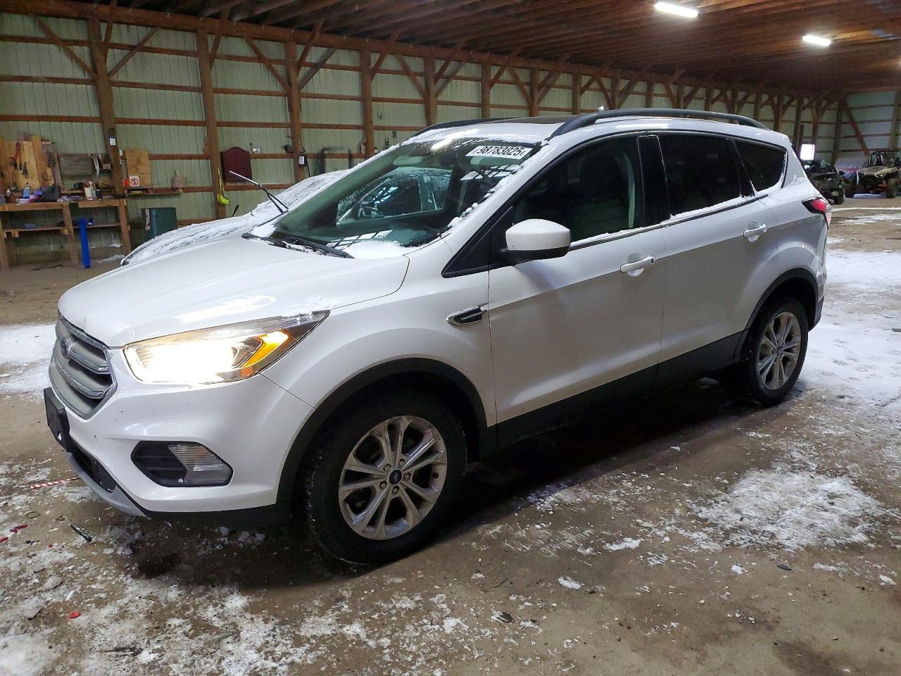 2017 FORD ESCAPE