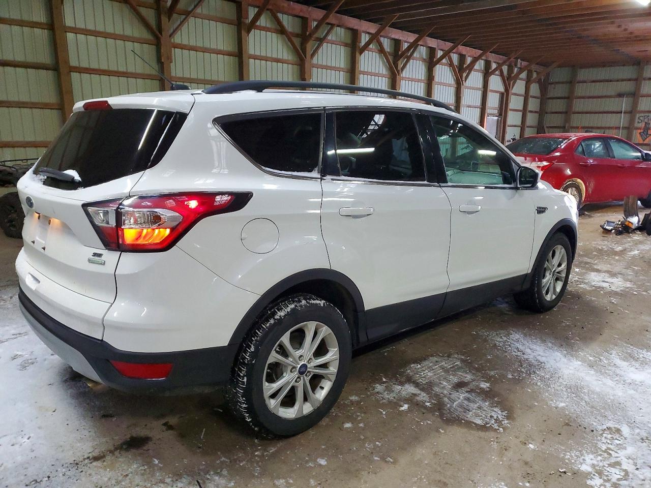 2017 FORD ESCAPE SE photo 3