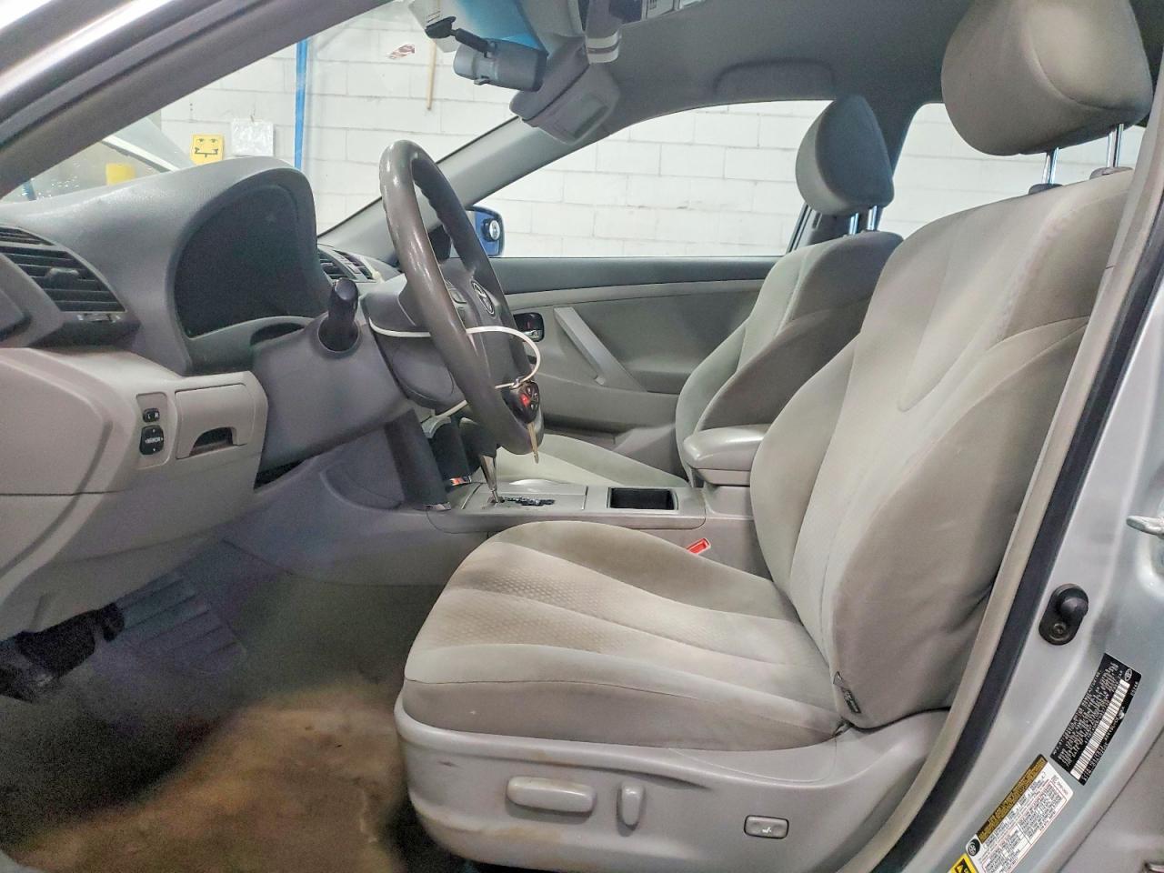 2007 TOYOTA CAMRY CE photo 7