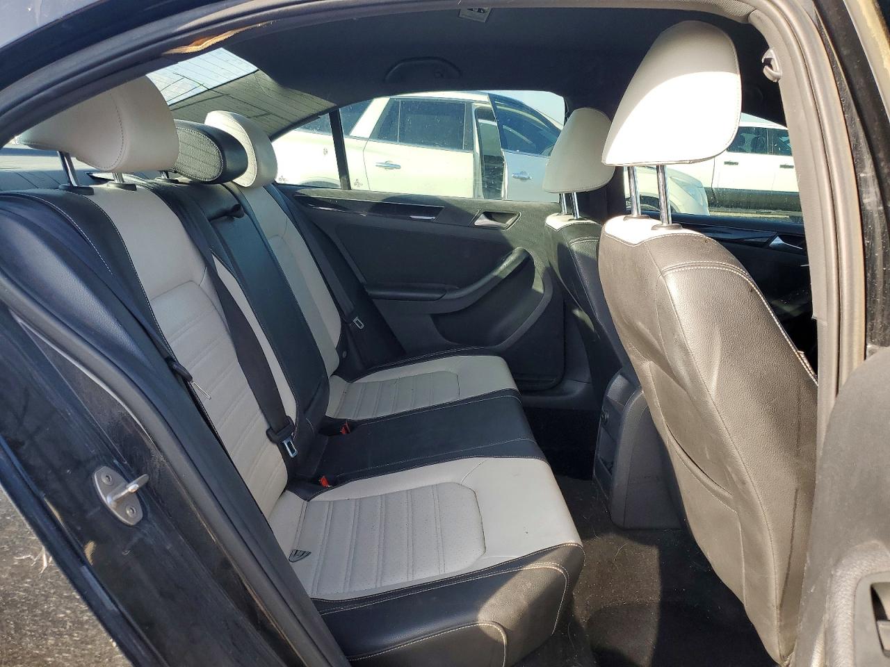 2015 VOLKSWAGEN JETTA SE photo 19