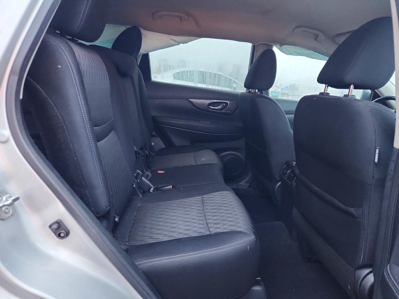2019 NISSAN ROGUE S photo 11