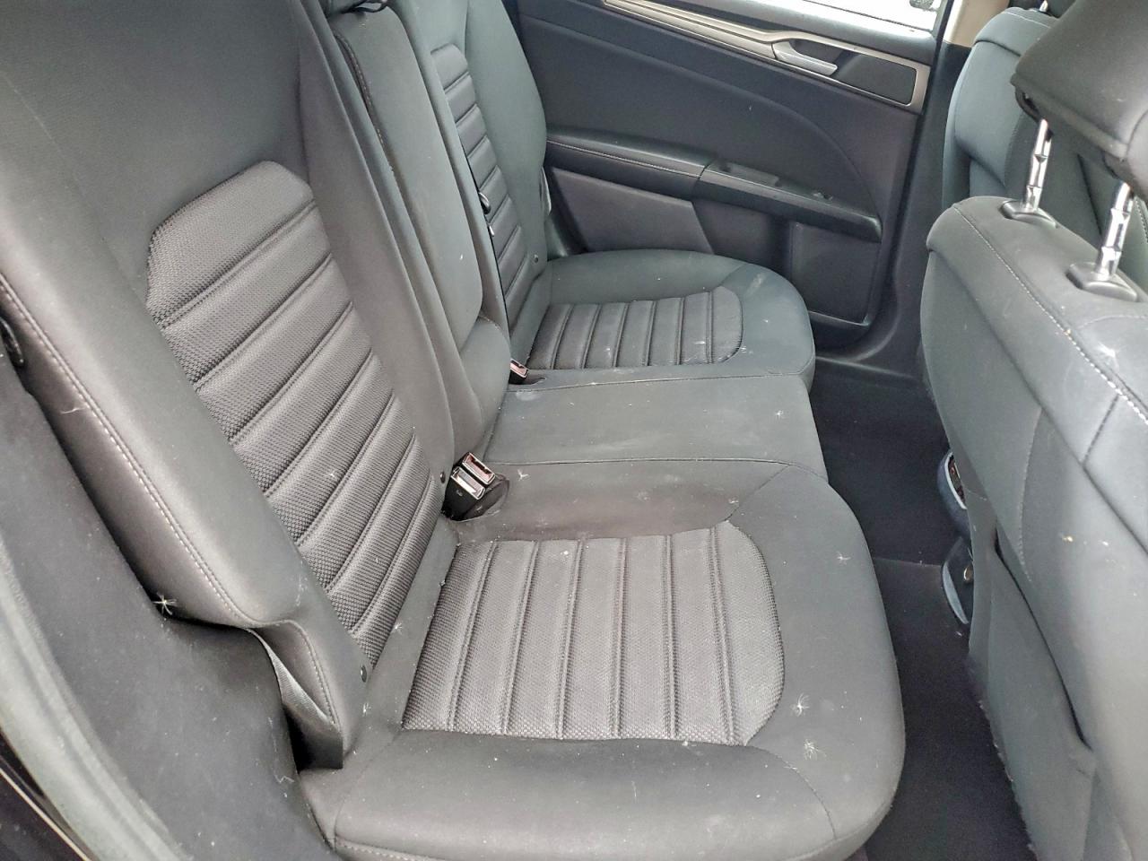 2019 FORD FUSION SE photo 10