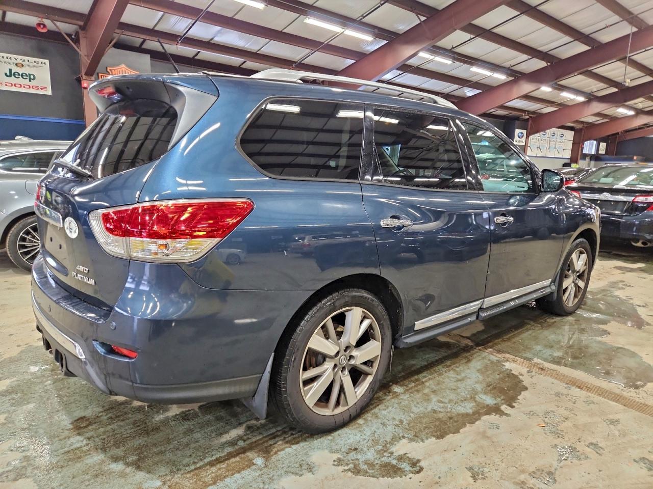 2013 NISSAN PATHFINDER S photo 3
