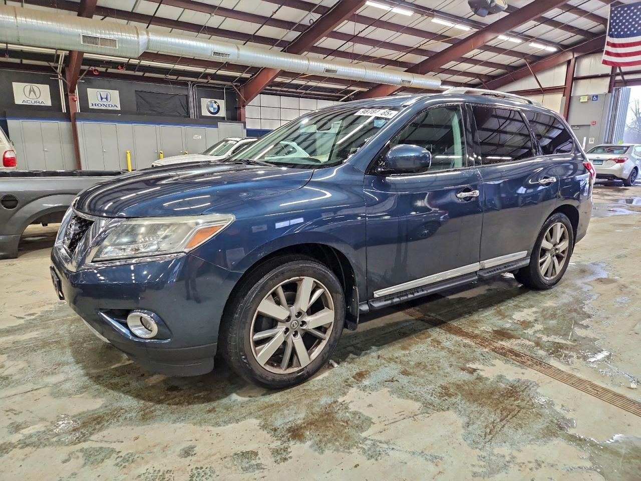 2013 NISSAN PATHFINDER
