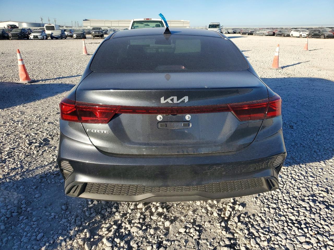 2024 KIA FORTE LX photo 11