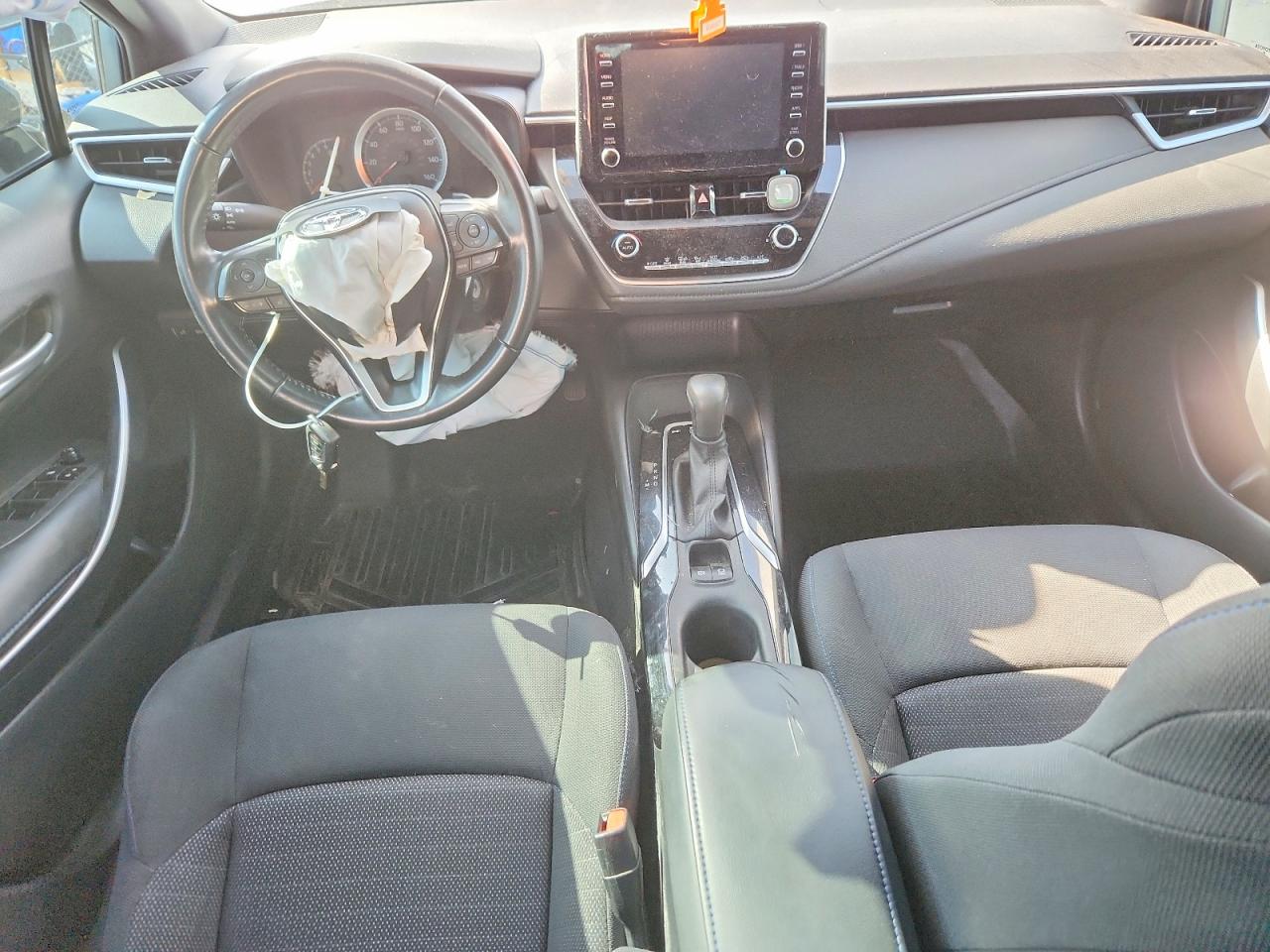 2020 TOYOTA COROLLA SE photo 8