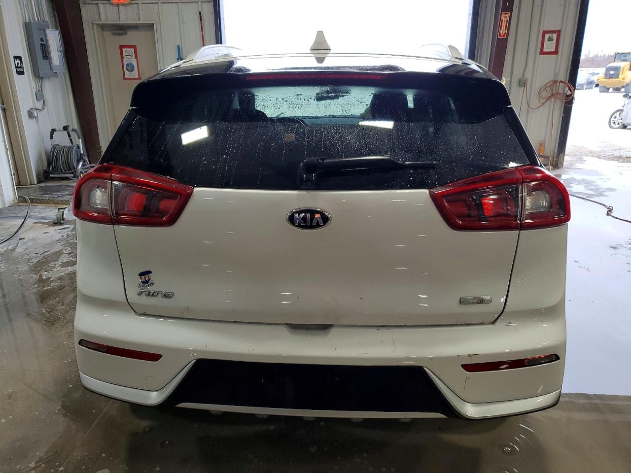 2018 KIA NIRO EX photo 6