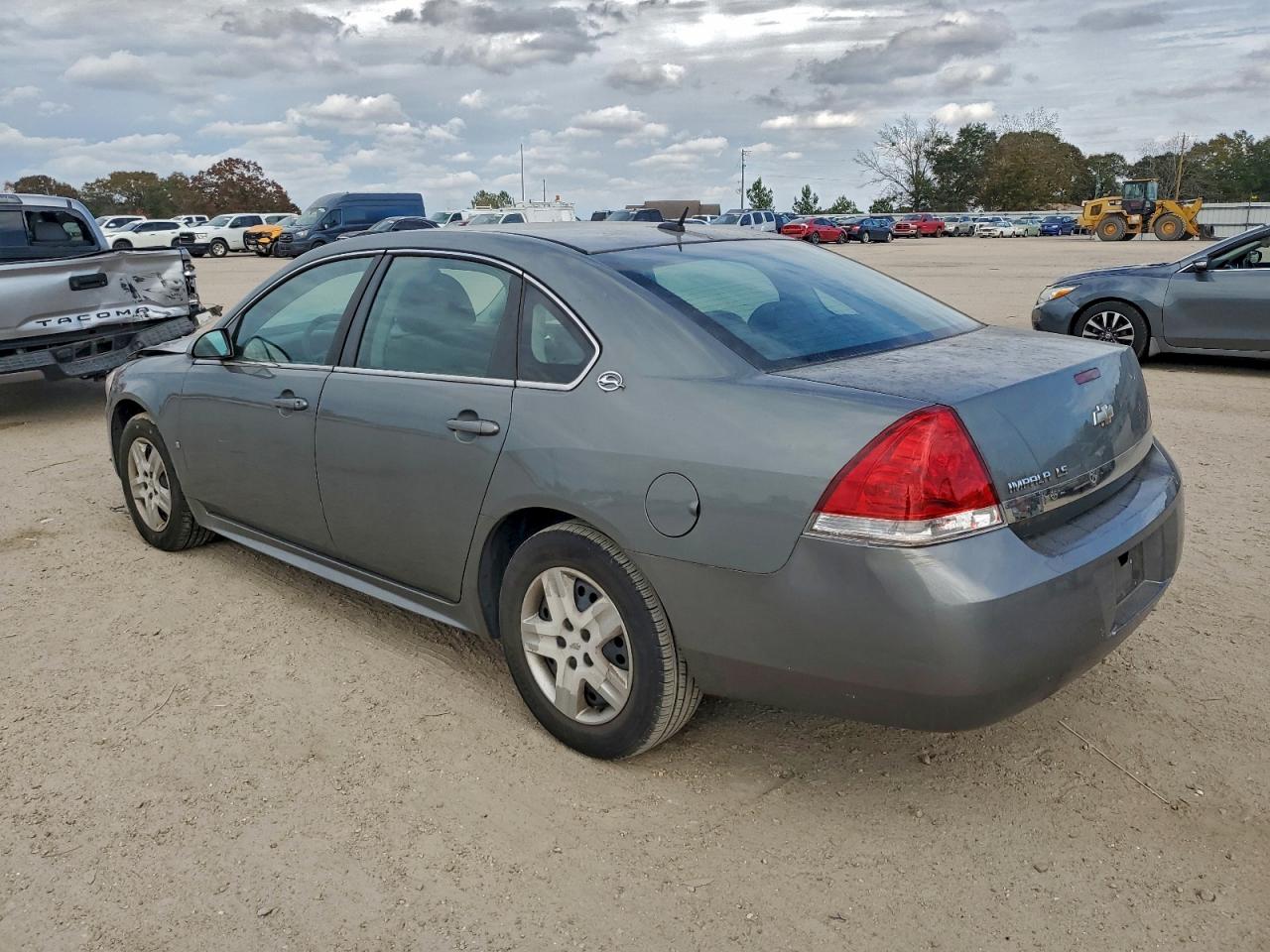 2009 CHEVROLET IMPALA LS photo 3
