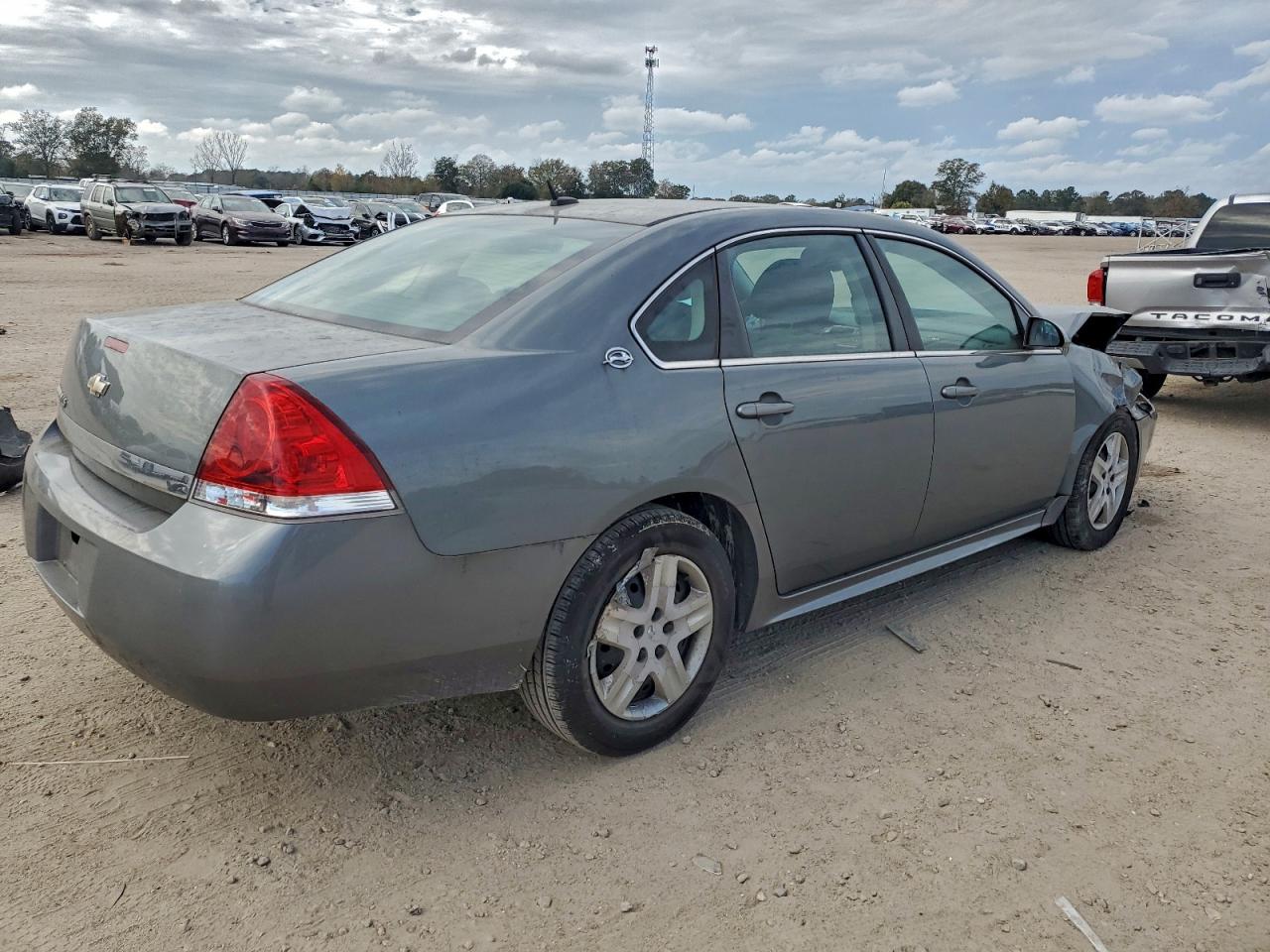 2009 CHEVROLET IMPALA LS photo 5