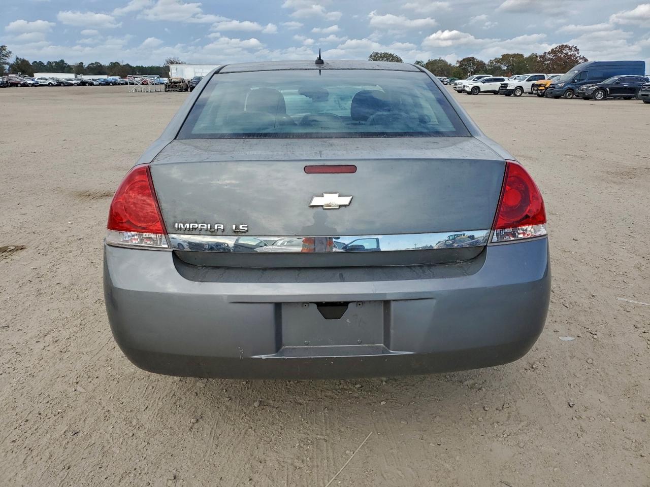2009 CHEVROLET IMPALA LS photo 11
