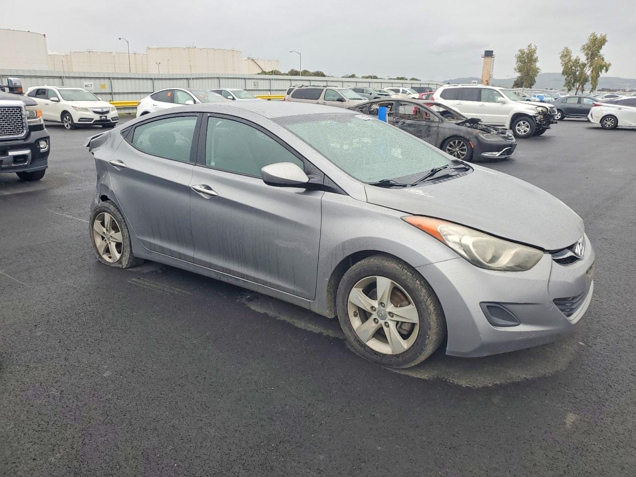 2013 HYUNDAI ELANTRA GLS photo 4
