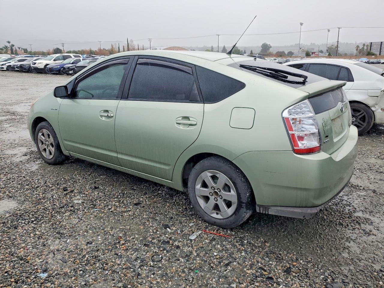2009 TOYOTA PRIUS photo 2