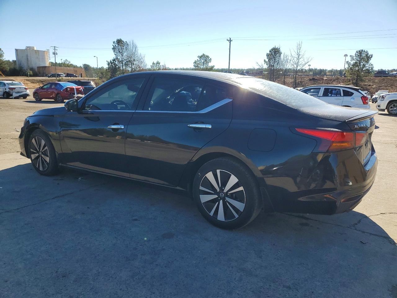 2019 NISSAN ALTIMA photo 3