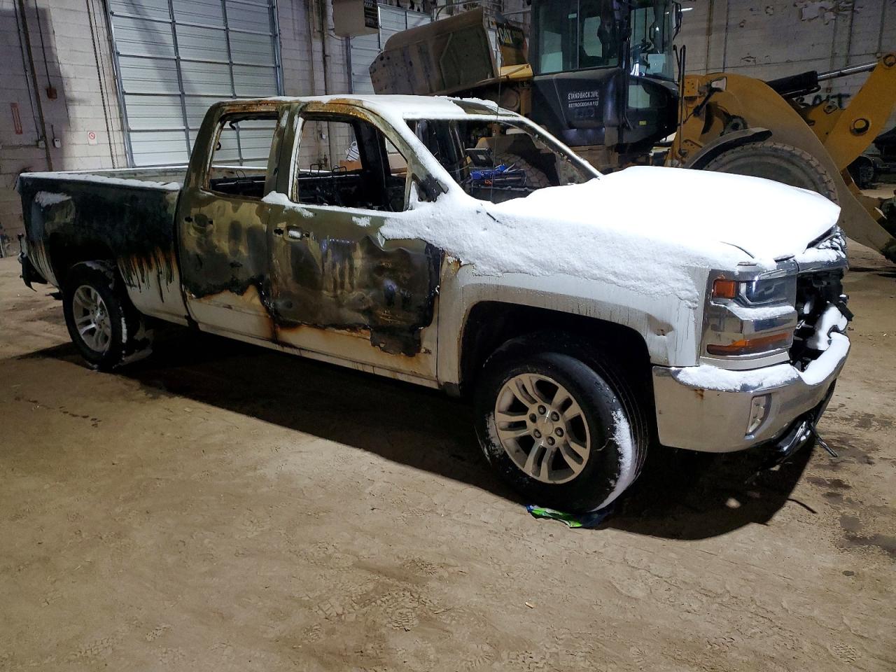 2016 CHEVROLET SILVERADO K1500 LT photo 4