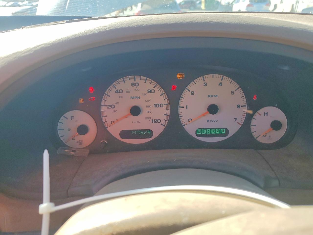2002 CHRYSLER TOWN & COUNTRY LX photo 9