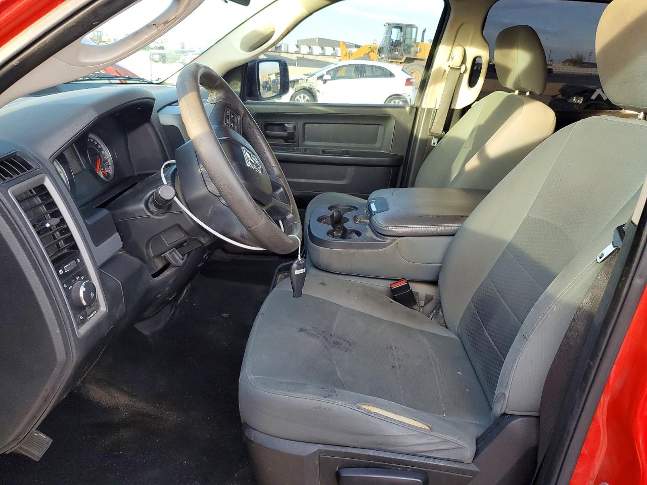 2017 RAM 1500 ST photo 7