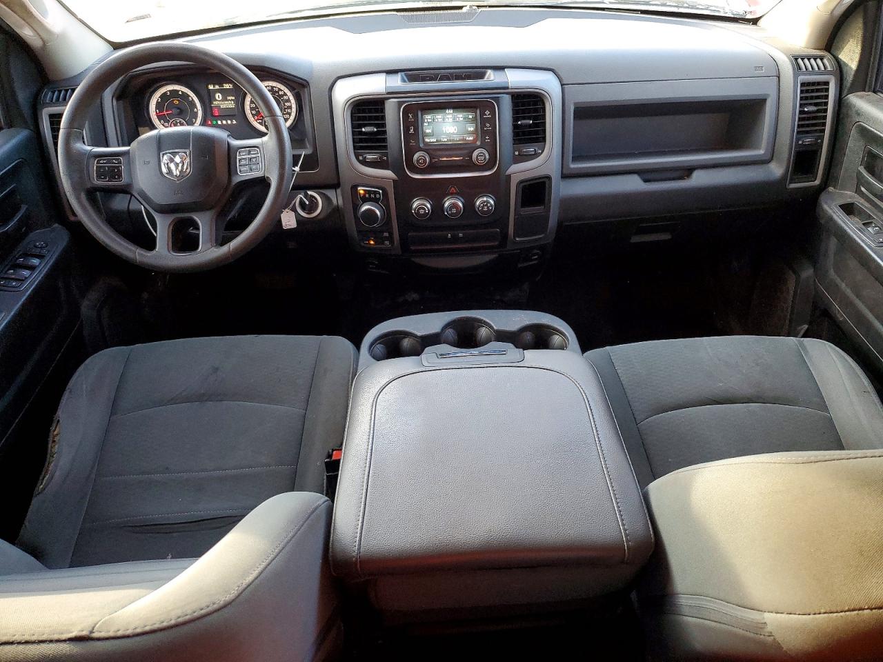 2017 RAM 1500 ST photo 8