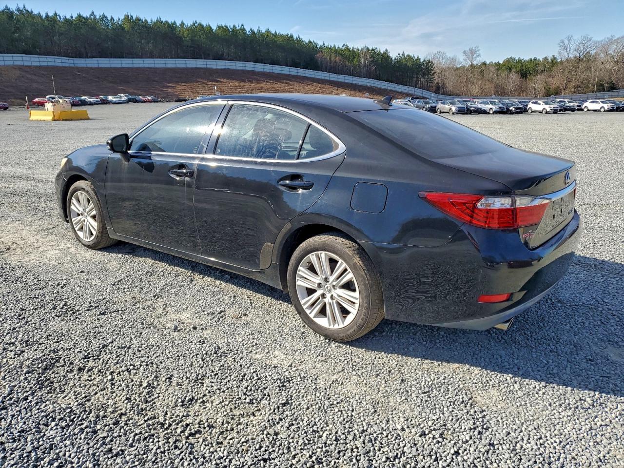 2013 LEXUS ES 350 photo 2