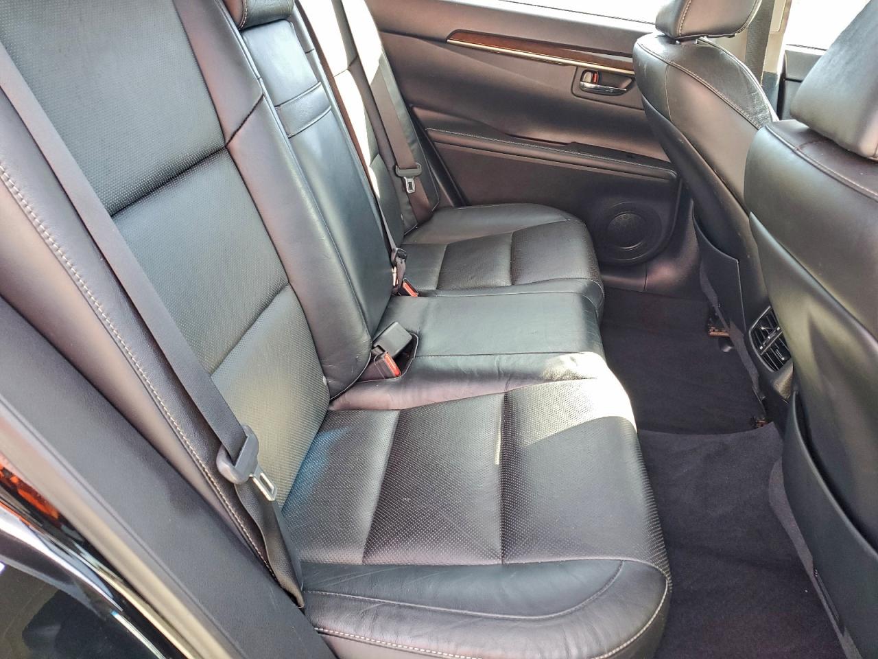 2013 LEXUS ES 350 photo 10