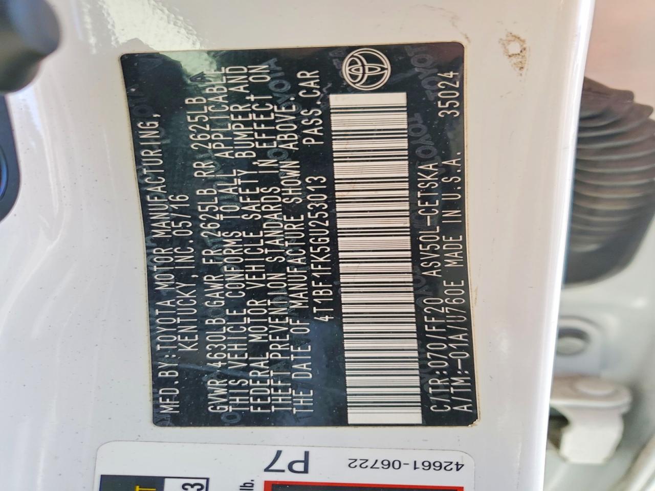 2016 TOYOTA CAMRY SE photo 12