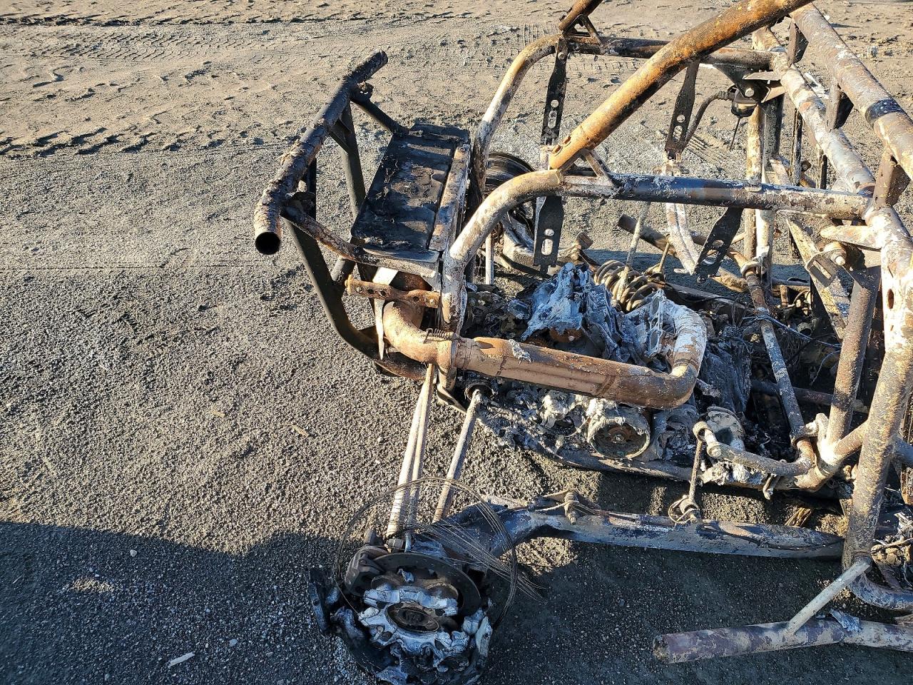 2014 POLARIS RZR UTILITY VEHICLE photo 10