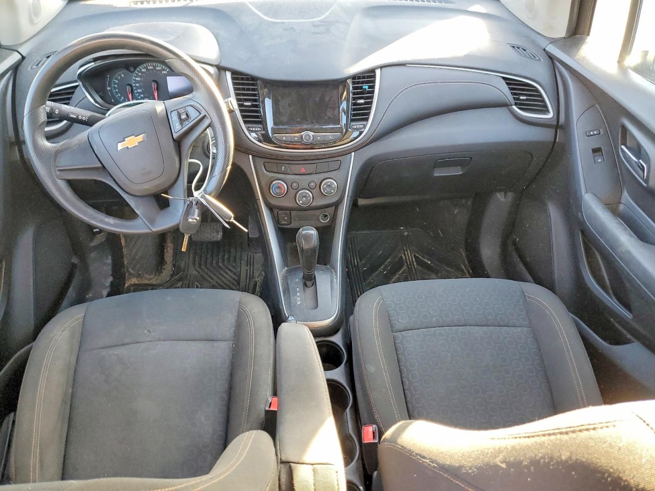 2020 CHEVROLET TRAX LS photo 8