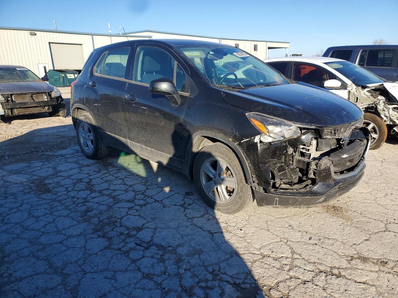 2020 CHEVROLET TRAX LS photo 4