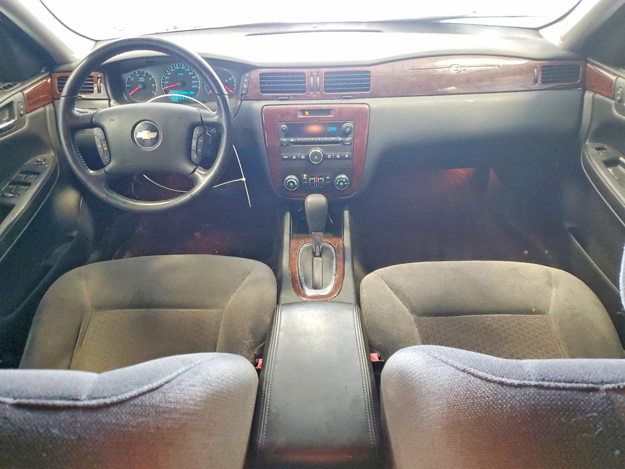2011 CHEVROLET IMPALA LT photo 8