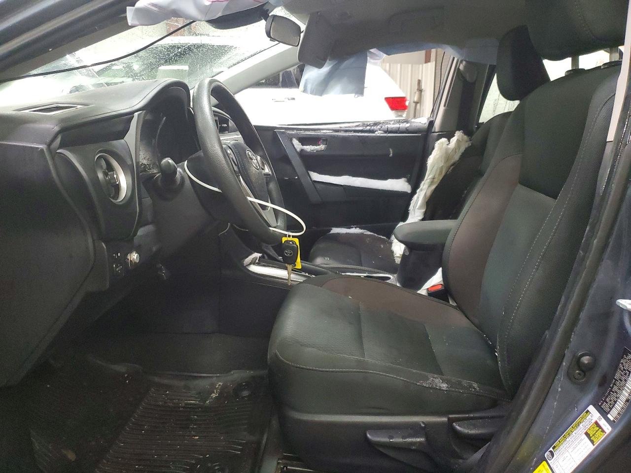 2019 TOYOTA COROLLA L photo 7