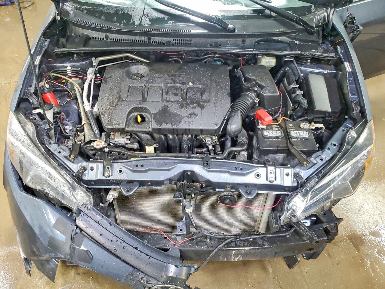 2019 TOYOTA COROLLA L photo 11