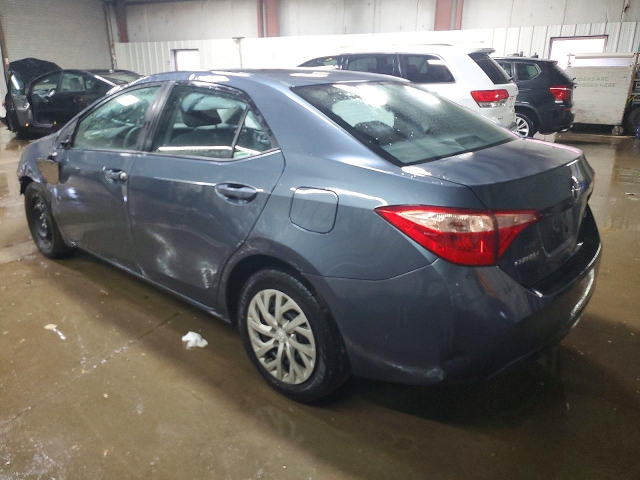 2019 TOYOTA COROLLA L photo 2