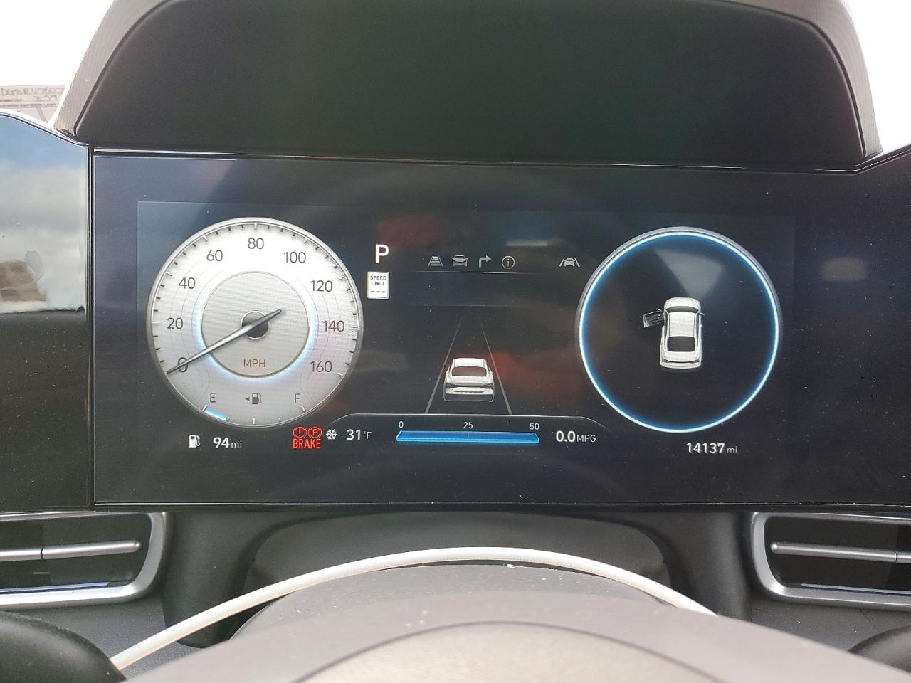 2024 HYUNDAI ELANTRA SEL photo 9