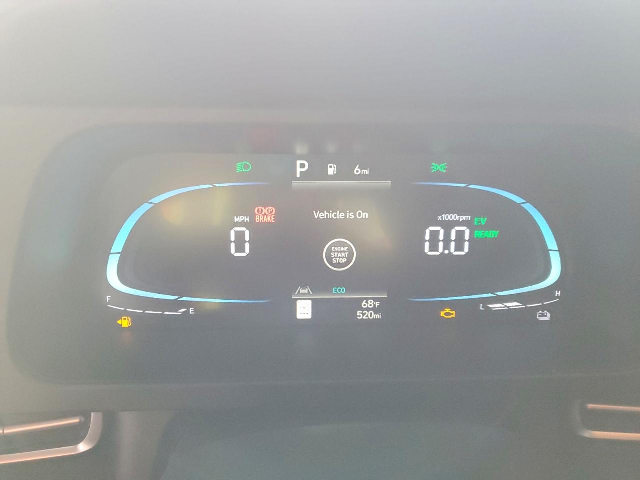 2025 HYUNDAI ELANTRA BLUE photo 9